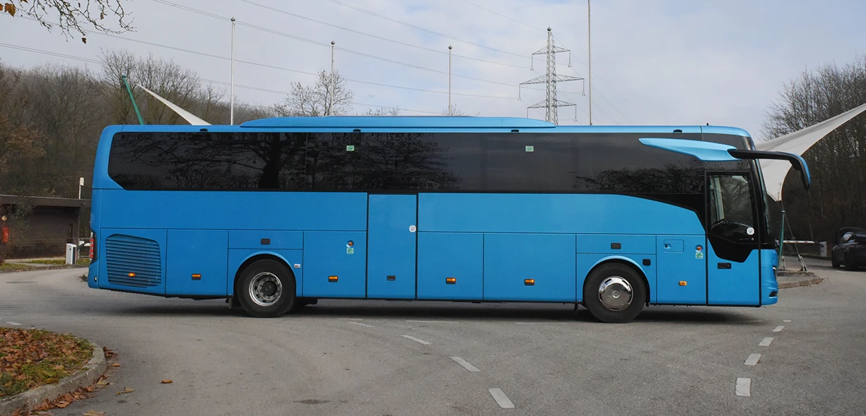 Mercedes-Benz Bus 1