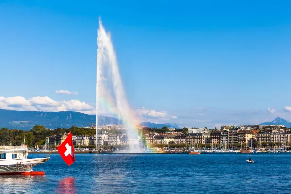 Jet-dEau-Fountain-in-Geneva-Switzerland