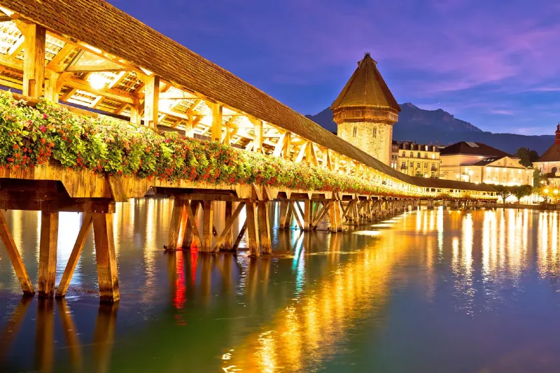 Chapel-Bridge-in-Lucerne-Switzerland