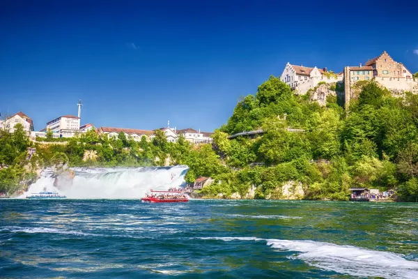 boat-trip-on-rhine-falls