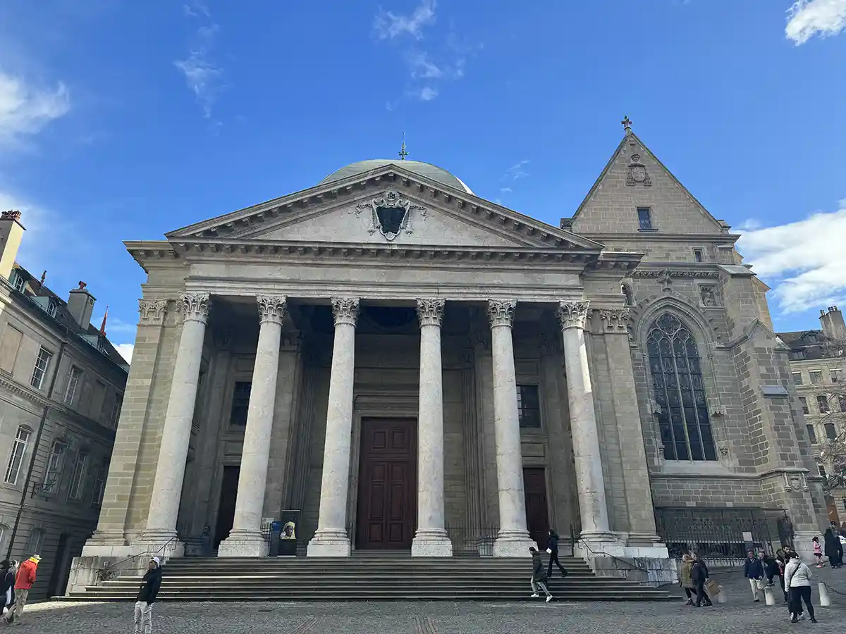 St-Pierre_Cathedral_in_Geneva