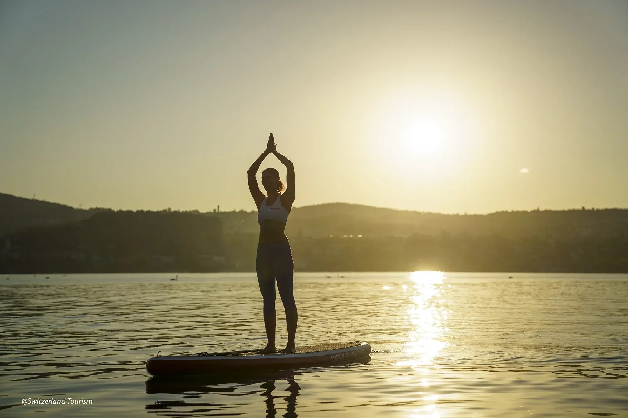 lake-zuerich-standup-paddle-yoga