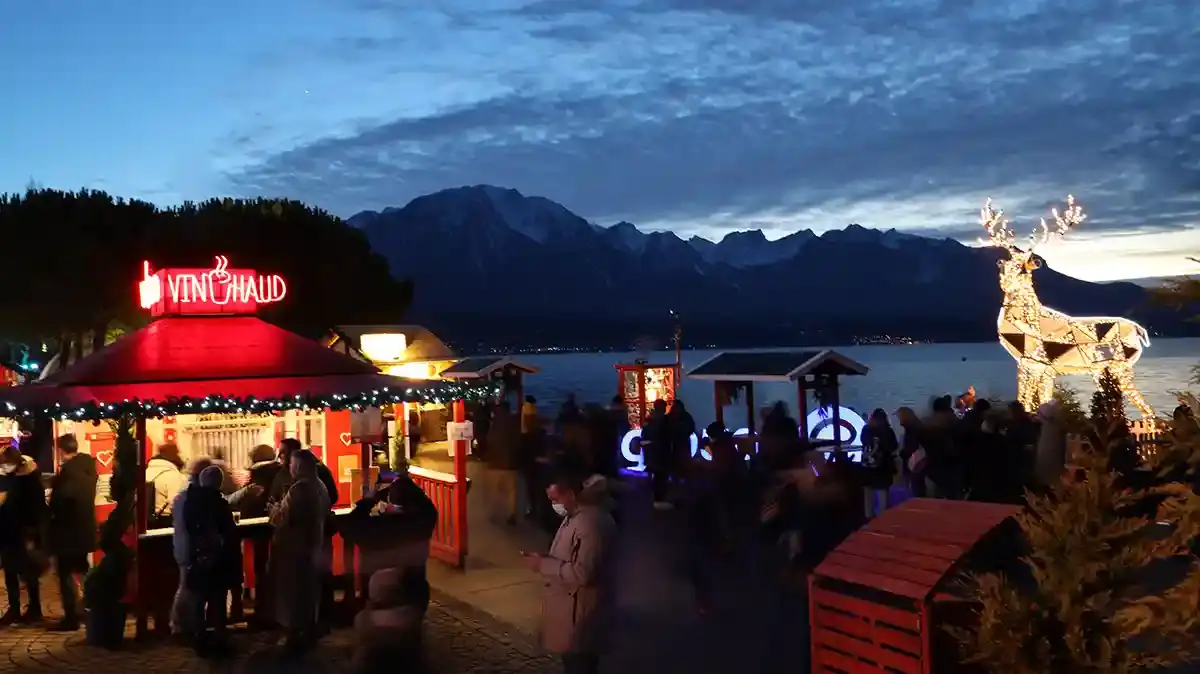 Rion Christmas market in Montreux