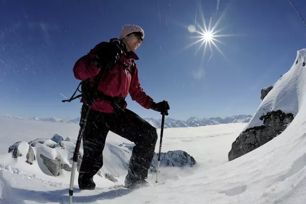 Snowshoeing in Stockhorn